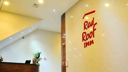 Red Roof Inn, Flushing